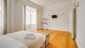 Room - Merlot Apartment, Marquês de Pombal, Lisbon (Lisboa)