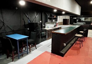 Coffee/tea maker, fridge, microwave, oven - Historic Bar Turned Open Loft in Delano (Wichita)
