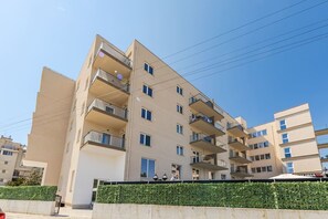 Exterior - Aqua Breeze Golem | 2BR Apartment by PikHost (Durrës)