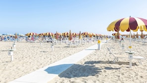 Private beach nearby - Hotel Galileo (Rivazzurra)