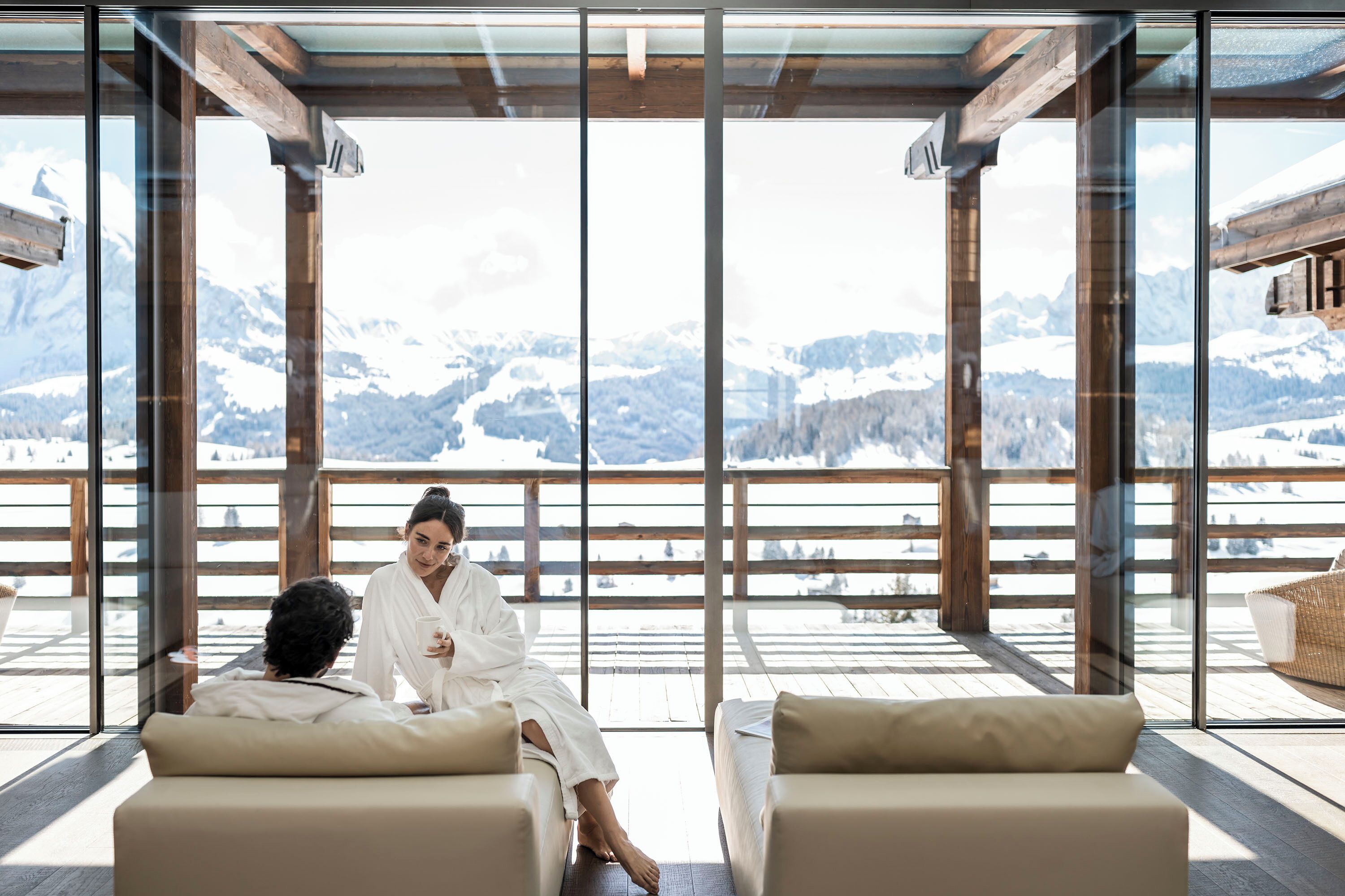 Sauna, Whirlpool, Dampfbad, Körperbehandlungen, Warmsteinmassagen