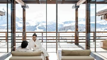 Sauna, Whirlpool, Dampfbad, Körperbehandlungen, Warmsteinmassagen