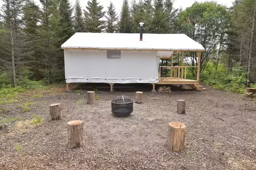 Le Segada: Ready to camp in Charlevoix!