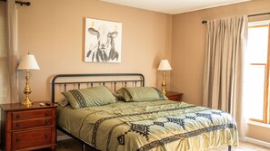 Iron/ironing board, Internet, bed sheets - Fabulous 6-bedroom farmhouse in charming Cuba (Cuba)