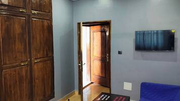 Shared Dormitory, 2 Bedrooms | Interior