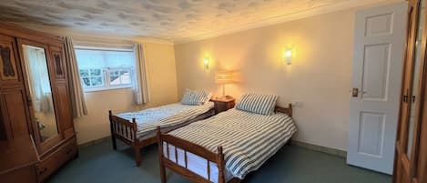 3 chambres, Wi-Fi gratuit, décoration personnalisée