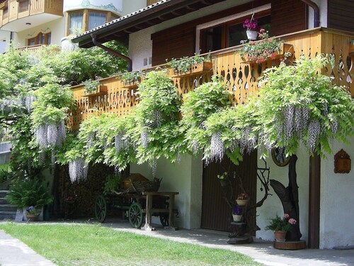 Apartment 'Bianca' with Lake View, Wi-Fi and Air Conditioning