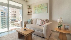 Living area - OCEAN VIEW | Rodadero Premium | 2-Bedroom Suite (Santa Marta)