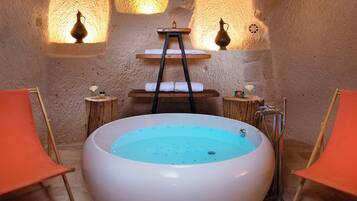 Suite de lujo | Bañera de hidromasaje