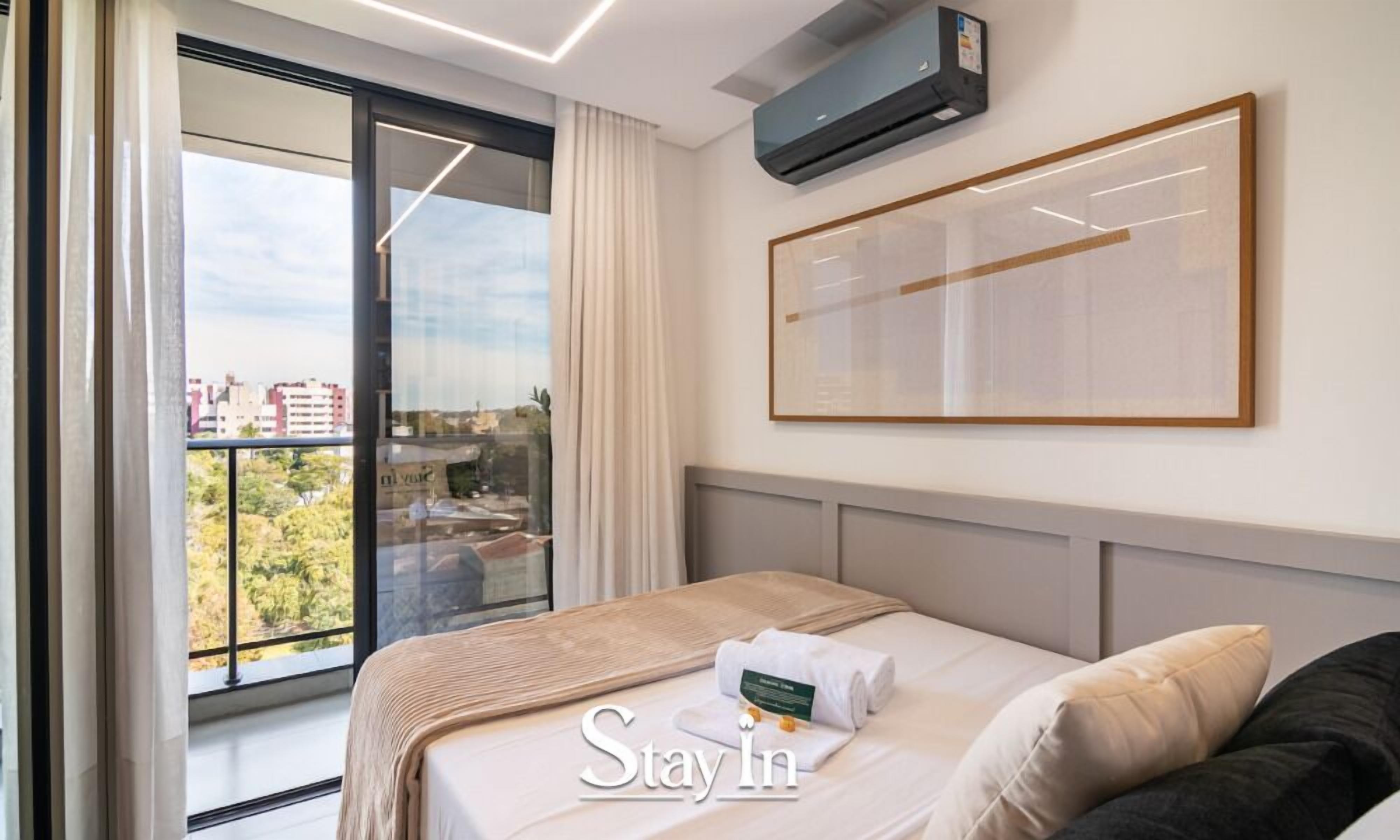 Apartamento superior, vistas a la ciudad | Escritorio, espacio para trabajar con un portátil, wifi gratis