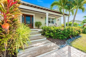 Exterior - Buddy Beach House by AMI Locals (Holmes Beach)