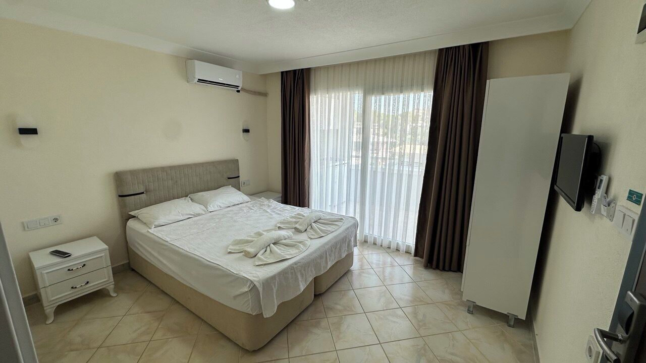 Basic Double or Twin Room, Balcony | WiFi (free)