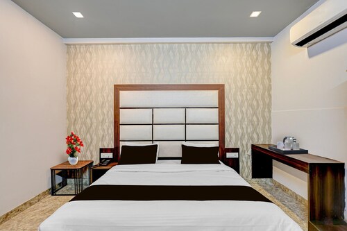 Deluxe Room Ranipur Mor
