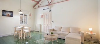 Raízes 22 - 4 Apartment with Shared Pool, Wi-Fi and Air Conditioning
