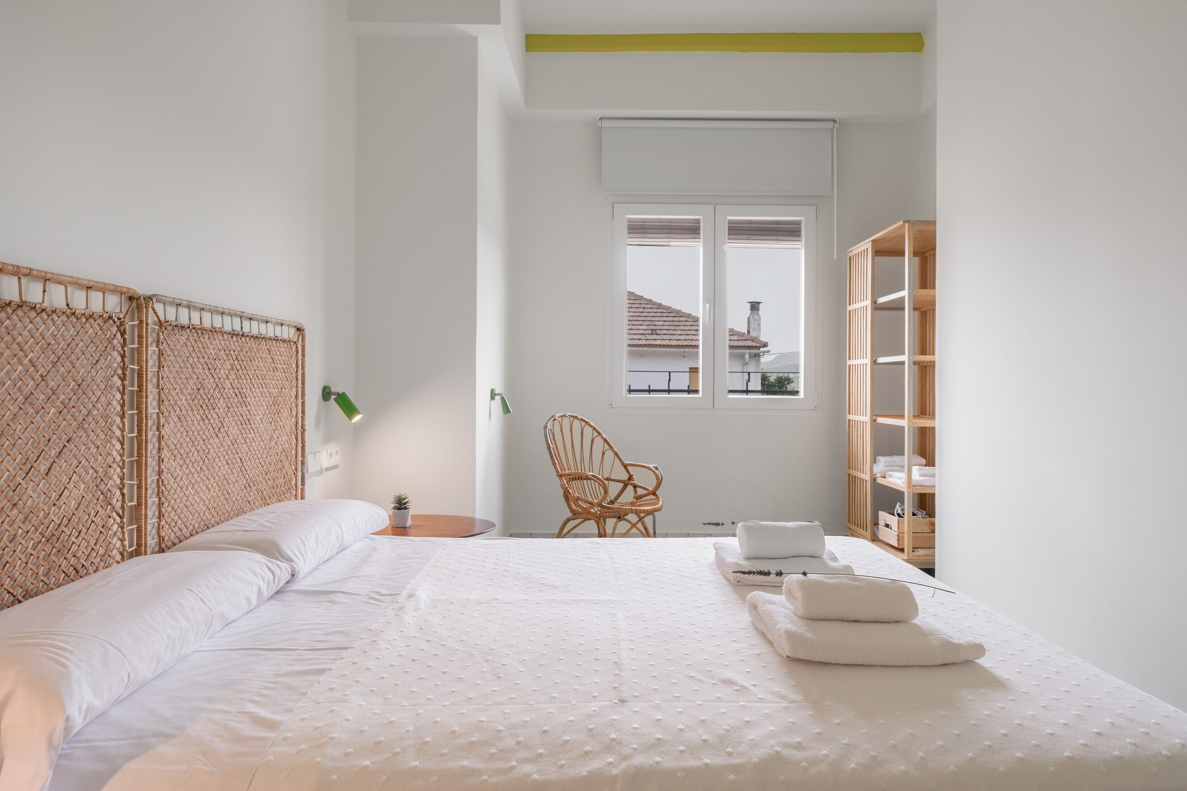 2 dormitorios, tabla de planchar con plancha, wifi y ropa de cama