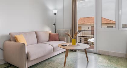 Apartment 'Raízes 22 - 5' with Shared Pool, Wi-Fi, and Air Conditioning