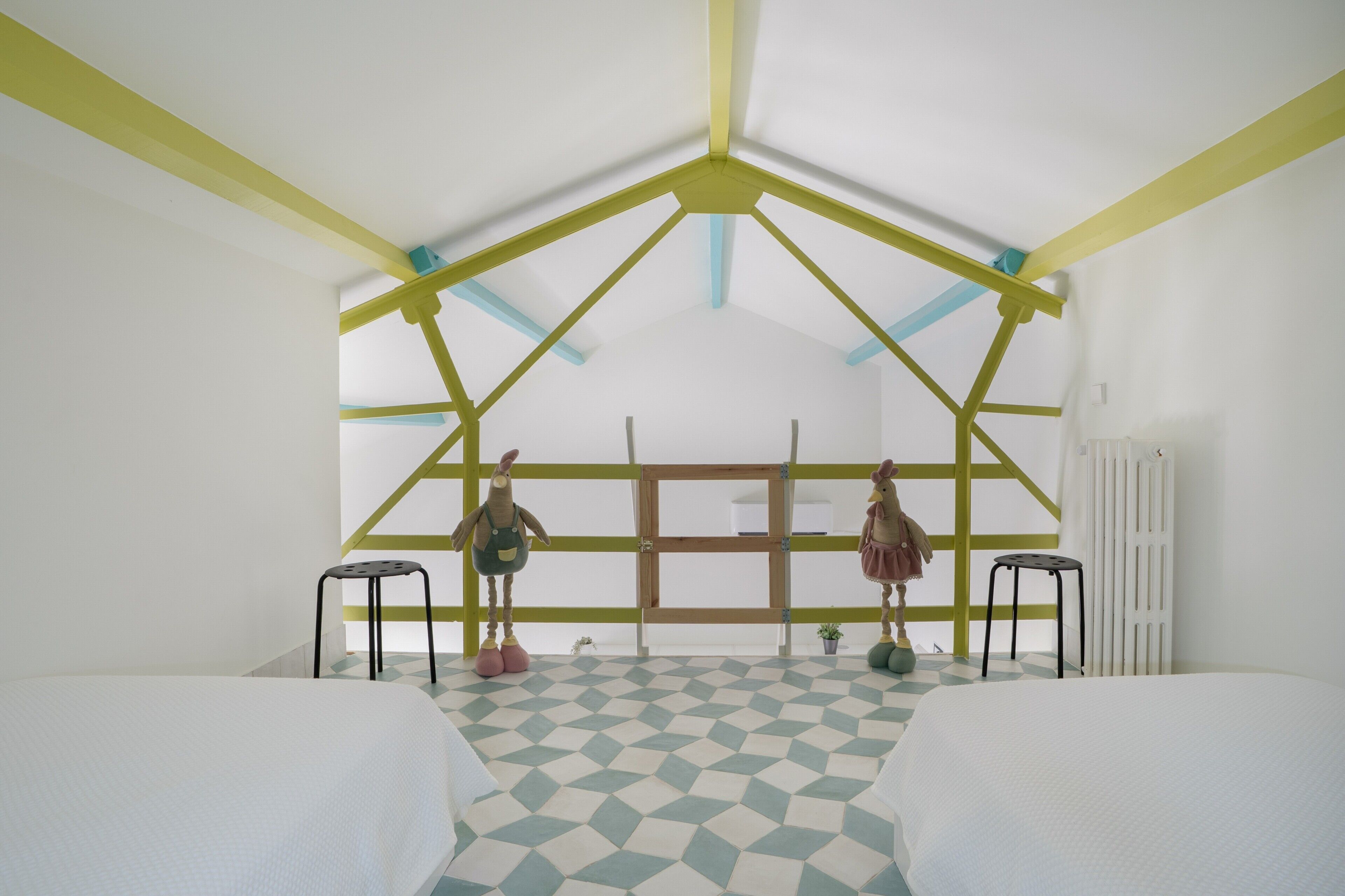2 habitaciones, tabla de planchar con plancha, wifi y ropa de cama 