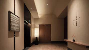 Elevator