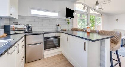 2 Bed in Caswell Bay (oc-hh379)