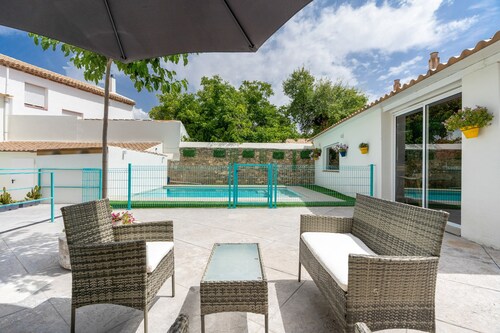Raízes 22 - 6 Apartment with Shared Pool, Wi-Fi, and Air Conditioning