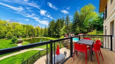 Tranquil Estate Retreat Pool Pond on 3 Acres