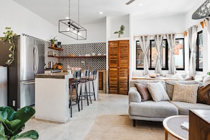 Apartament, vistes a la ciutat | Sala d'estar