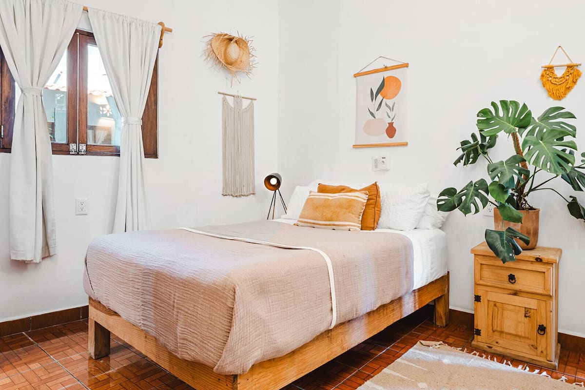 Apartment, City View, Courtyard Area | Blackout drapes, iron/ironing board (on request), WiFi (free)