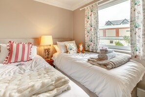 Room - 4 Bed in Mumbles (oc-g29069) (The Mumbles)