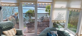 Private self catering apartment close to the stunning Pembrokeshire coast path.