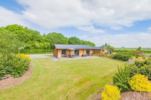 Exterior - 2 Bed in Nafferton (oc-p31955) (Nafferton)