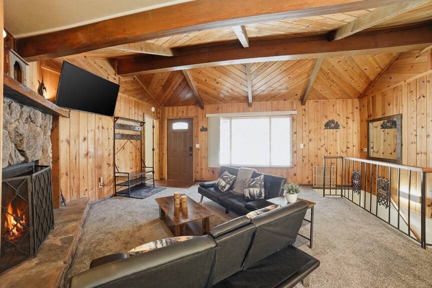 New! The Bear Cabin Running Springs 5br Sleeps 9 - Running Springs
