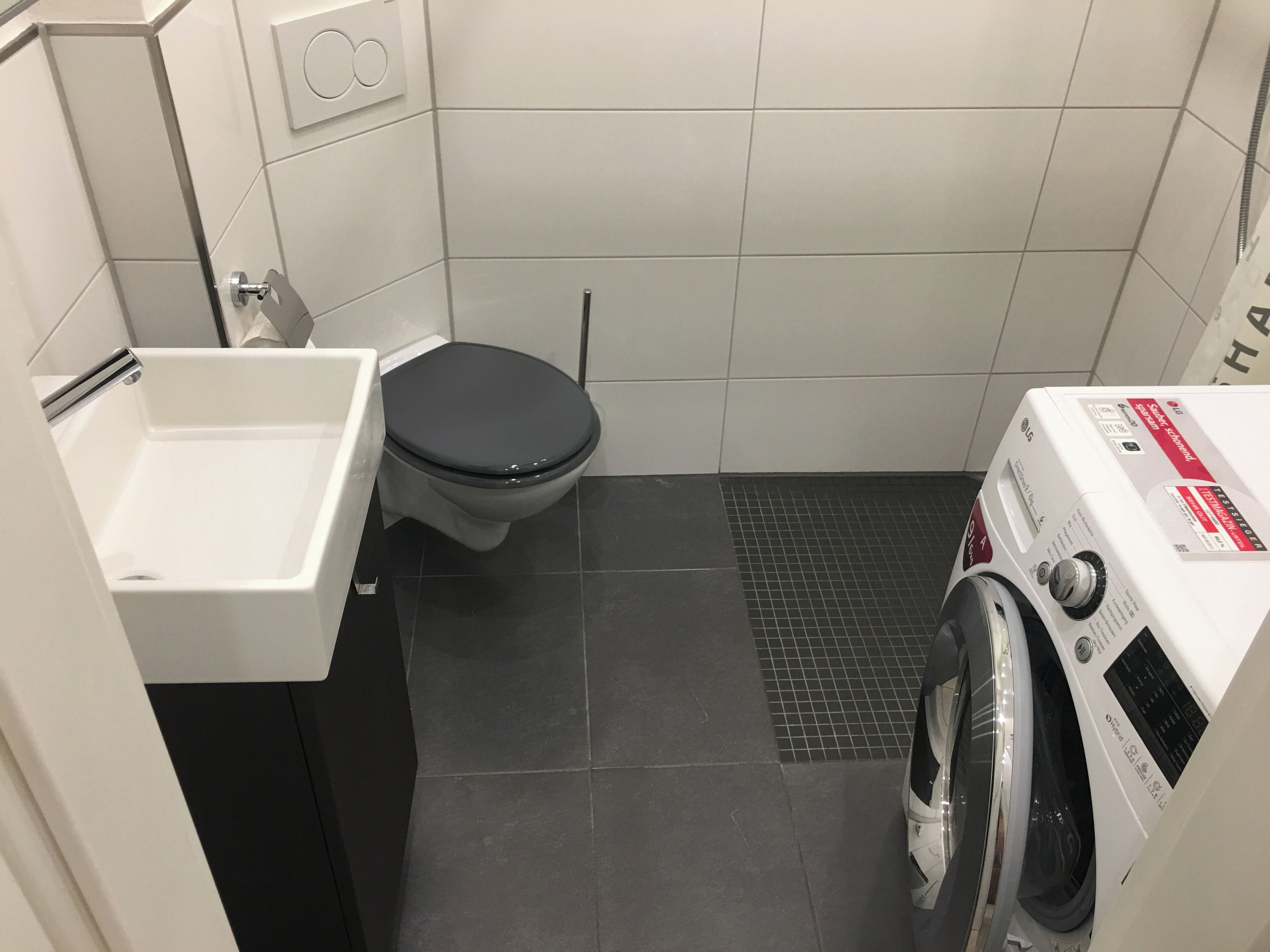 Suite | Badezimmer | Dusche, kostenlose Toilettenartikel, Haartrockner, Handtücher