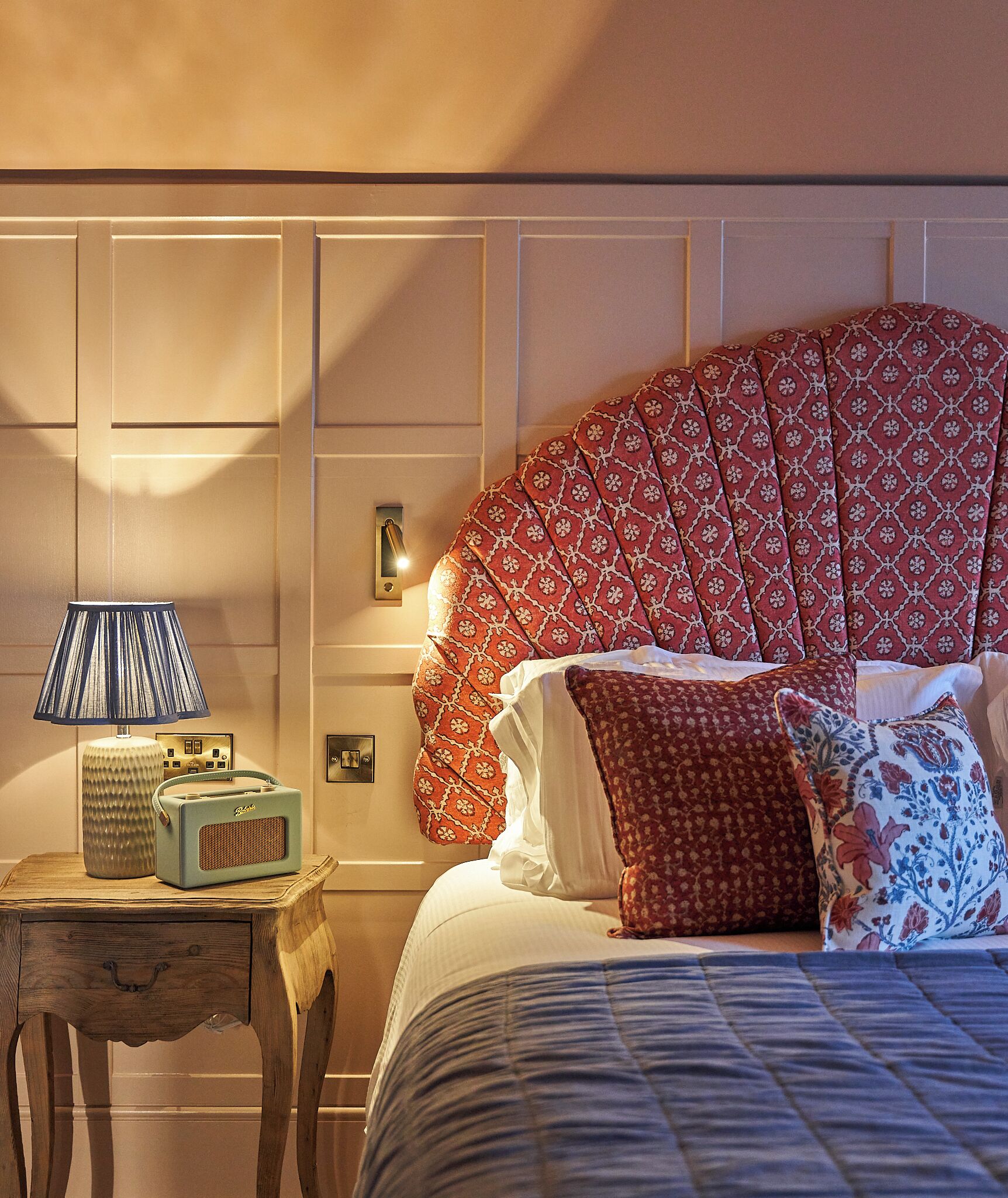 Deluxe Double Room | In-room safe, desk, iron/ironing board, WiFi (free)
