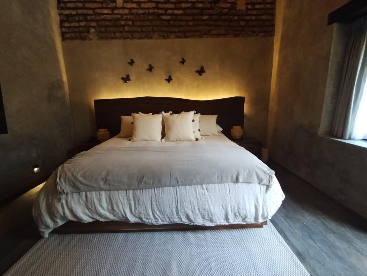 Superior Suite, Courtyard View