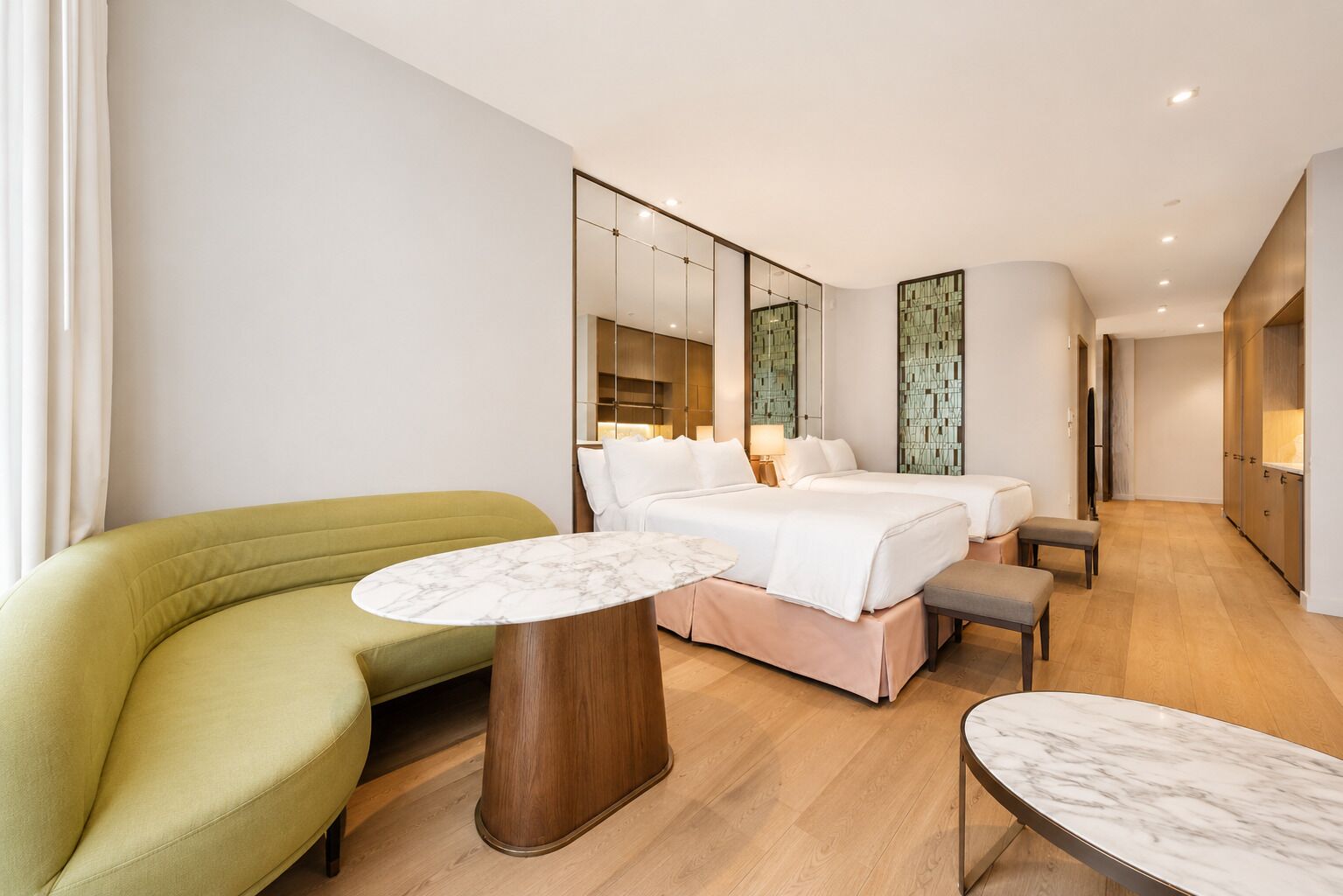 Appartement Deluxe, balcon | Coffres-forts dans les chambres, rideaux occultants