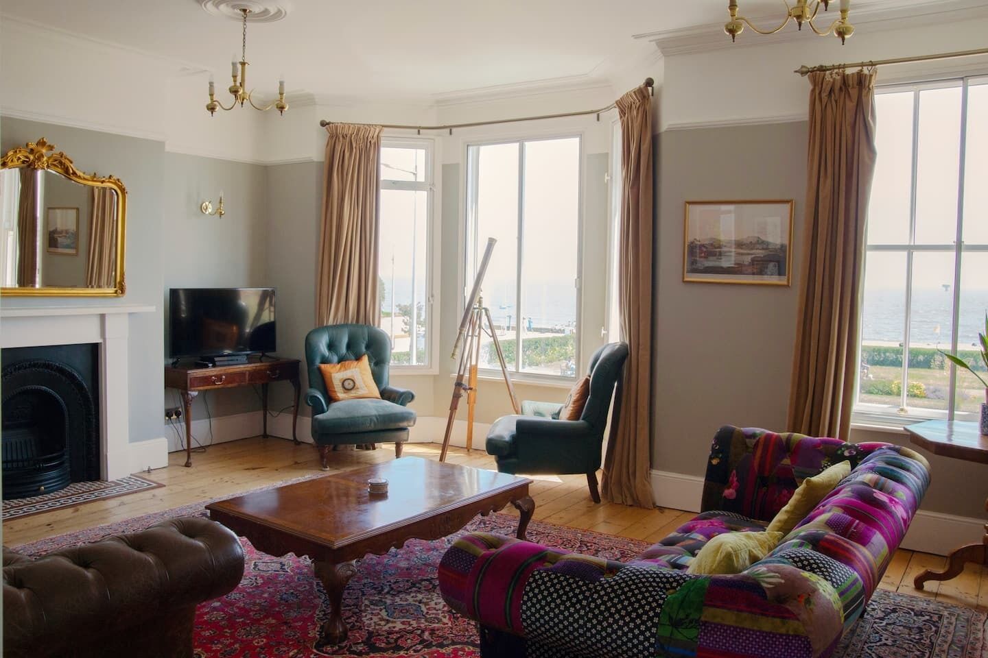 Beautiful Beach Front House. Sea Views. Pet Friendly. - Lowestoft