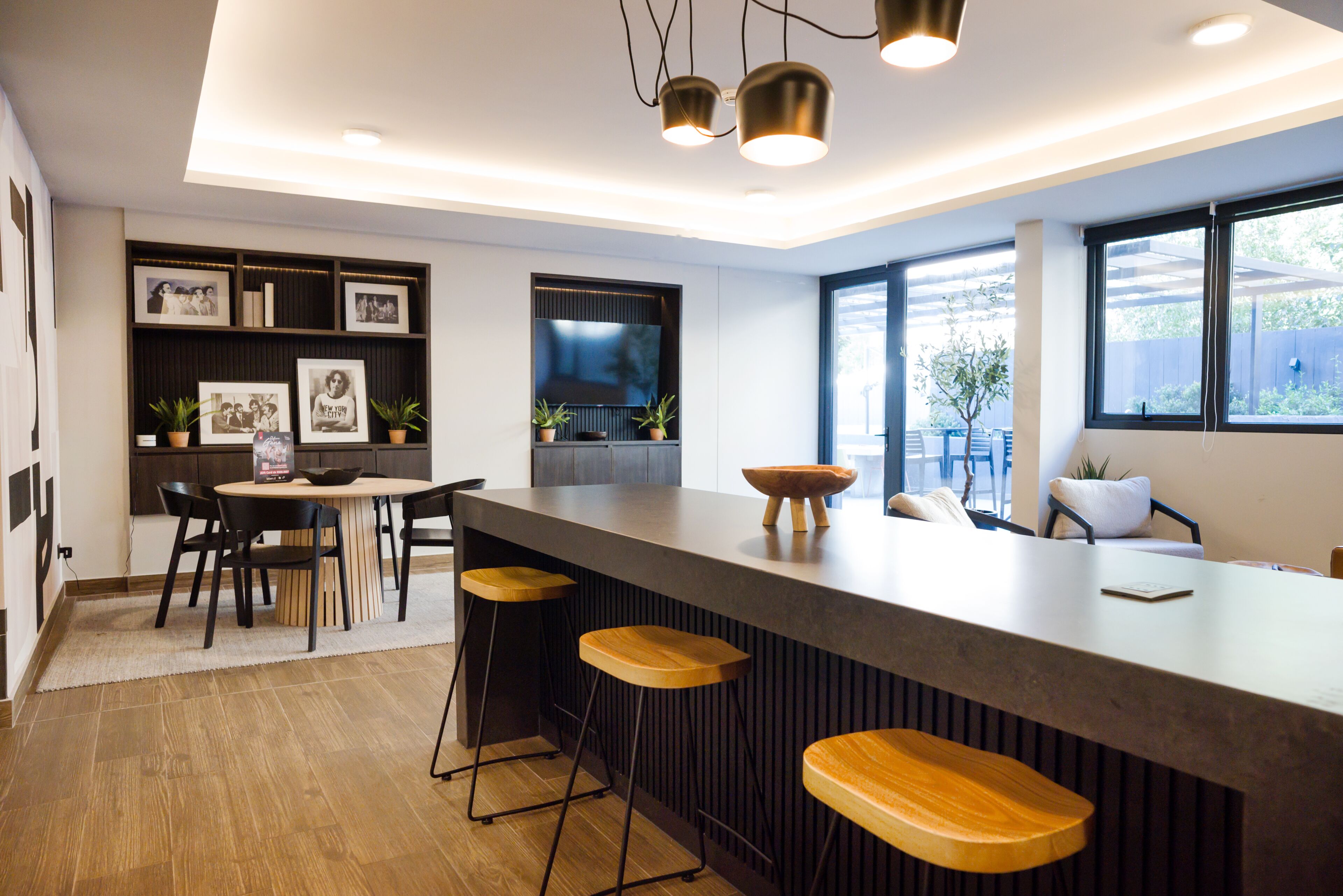 Family Apartment, Balcony | Dining