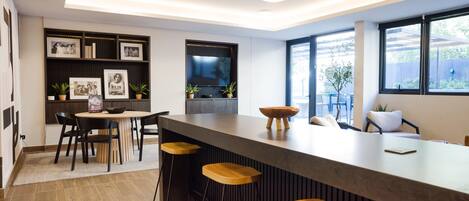 Familienapartment, Balkon | Speisen
