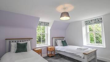 2 bedrooms, WiFi (free), individually decorated, individually furnished