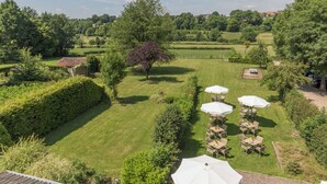 Outdoor dining - Single Room | Minutes to Val-Dieu Abbey | Free Parking (Noorbeek)