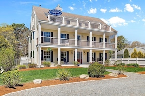 Exterior - Popponesset Beach - Ocean and Pond Views (Mashpee)