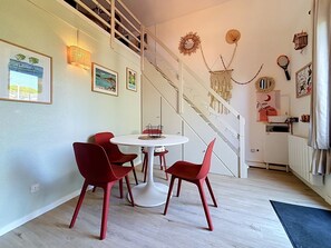 Dining - Apartment with terrace and parking in Gruissan (Gruissan)