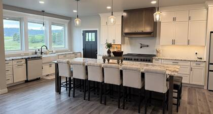 Beautiful 4-bedroom house in Sturgis