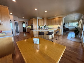 Private kitchen
