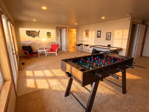 Spielezimmer