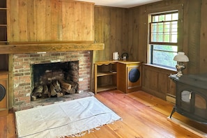 House (3 Bedrooms) | Interior - Classic Cape House 5M to Nauset Beach (Orleans)
