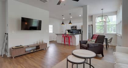 Near Centennial Park! Fayetteville Extended Stay
