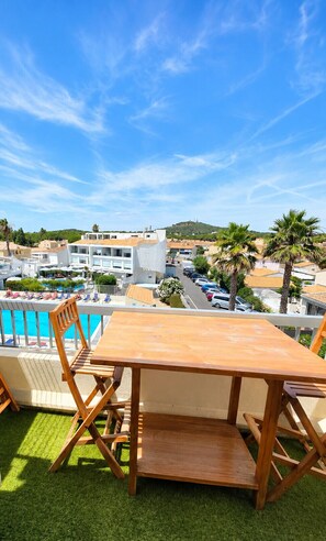 Outdoor dining - Naturiste Cap d'Agde Port Soleil 484 (Agde)