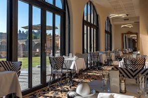 Dining - À deux pas de la cité | Terrasse Privée | Piscine (Carcassonne)