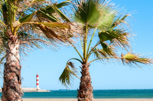 À quelques min de la plage ! Piscines sur place